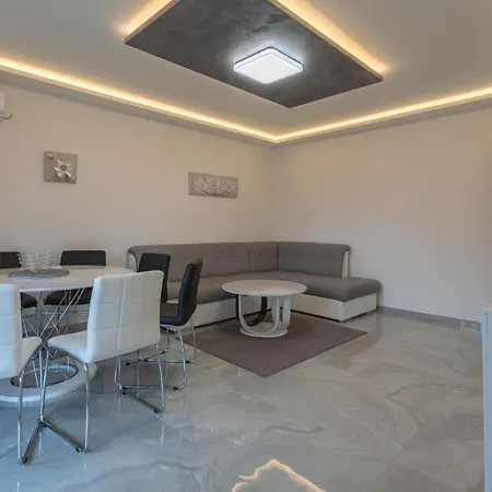 Beautiful In With Wi-fi Apartman